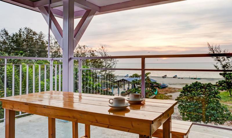 Caspian Beach Resort Alappuzha Εξωτερικό φωτογραφία
